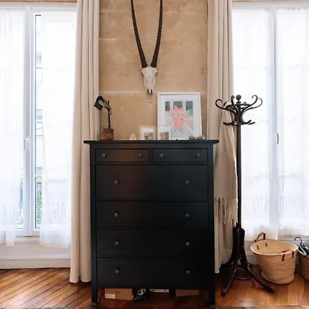 Urban & Stylish Republique!